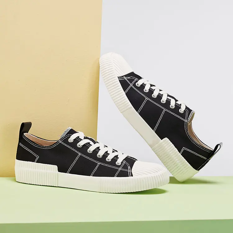 Outdoor Factory Price OEM ODM Unisex Zapatos de Lona Women Spring Summer Men Fashion Canvas Casual Shoes