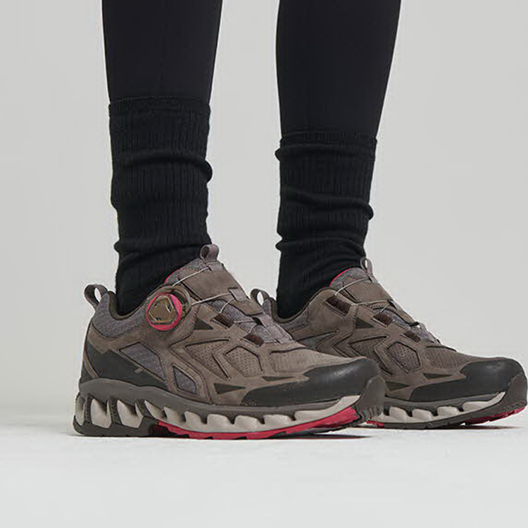 2021 China Customized Logo High Quality New Styles Zapatos Hiking Climbing Man Casual Outdoor Shoes